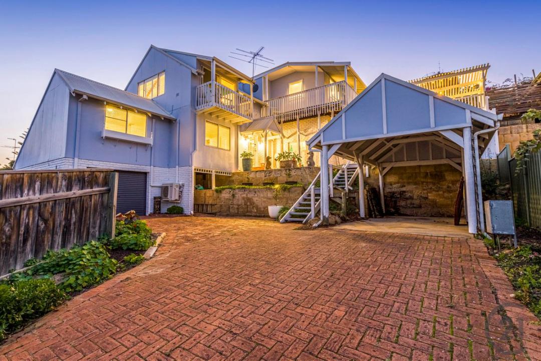 2/60 Janis Street, Halls Head, WA 6210, Australien