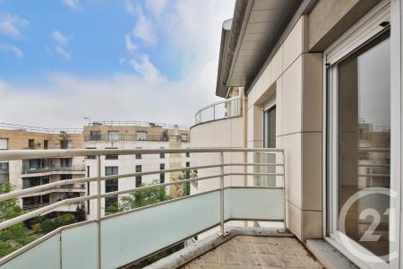 Suresnes, Île-de-France 92150, France