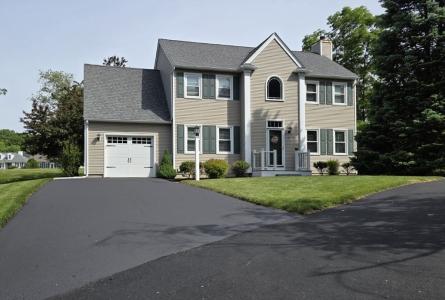 15 Beechwood Dr, Haverhill, Massachusetts 01832, USA