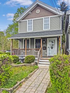 163 N Hamilton Street, Poughkeepsie, NY 12601, USA