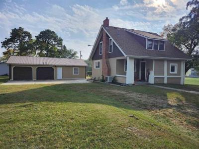 911 7th St., Springfield, SD 57062, USA