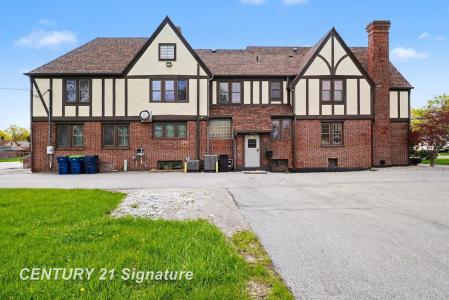 302 Tuscola, Bay City, Michigan 48708, USA