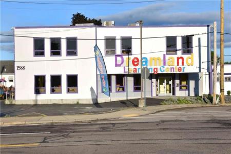 1588 Newport Avenue, Pawtucket, Rhode Island 02861, Estados Unidos