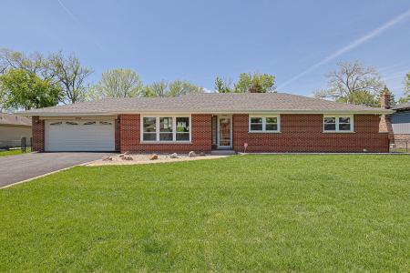 7323 N. Sprucewood Ave, Des Plaines, Illinois 60018, USA