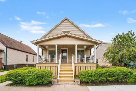 1822 4th Street, Wyandotte, Michigan 48192, USA