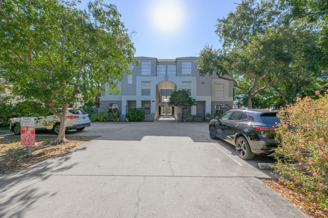 606 Glen Ave S # 10, Tampa, Florida 33609, Stati Uniti