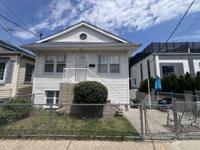 2811 Haring St, Brooklyn, New York 11235, USA