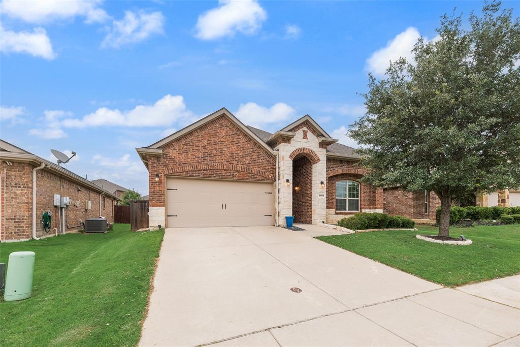 1305 Cheyenne Drive, Aubrey, تكساس 76227, الولايات المتحدة
