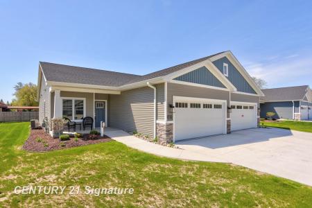 4086 Woodburn, Saginaw, Michigan 48603, USA