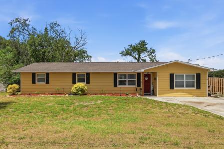 37325 Vero Lane, Dade City, Florida 33525, USA