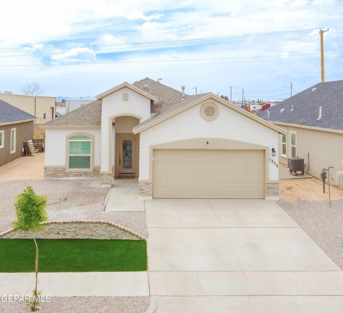 1253 Indigo Sky Street, El Paso, تكساس 79928, الولايات المتحدة