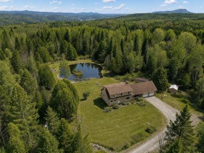 1435 Dexter Mountain Road, Glover, Vermont 05846, USA