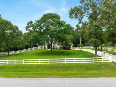 345 Ridgelake Scenic Drive, Montgomery, Texas 77316, USA