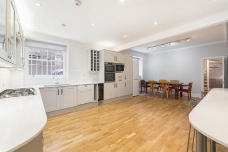 Flat 11, 28, Bramham Gardens, Londres, Royaume-Uni