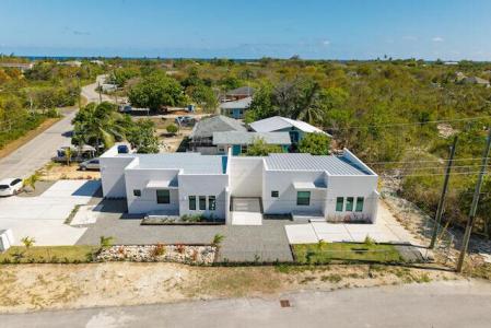 HYRE VIEW - 3 BED, 2 BATH DUPLEX, Farm Road, East End, Grand Cayman, Iles Caïmans