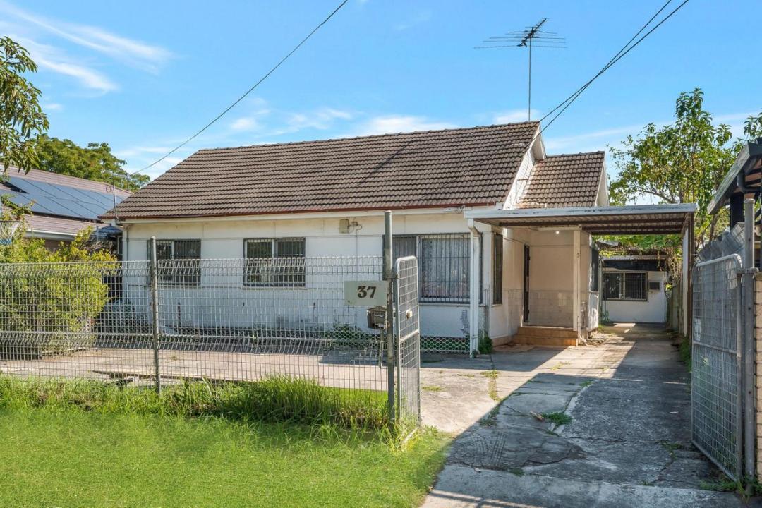 37 Huon Street, Cabramatta, NSW 2166, أستراليا