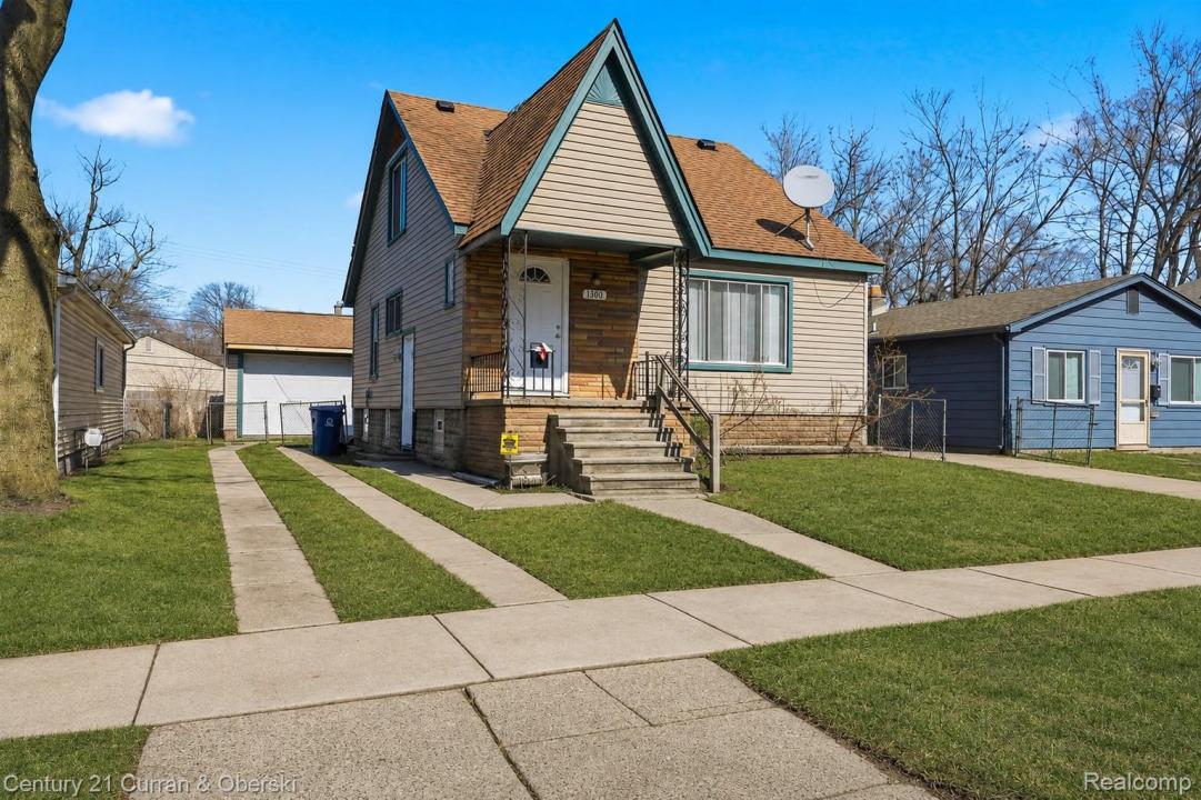 1301 E Muir Avenue, Hazel Park, Michigan 48030, Estados Unidos