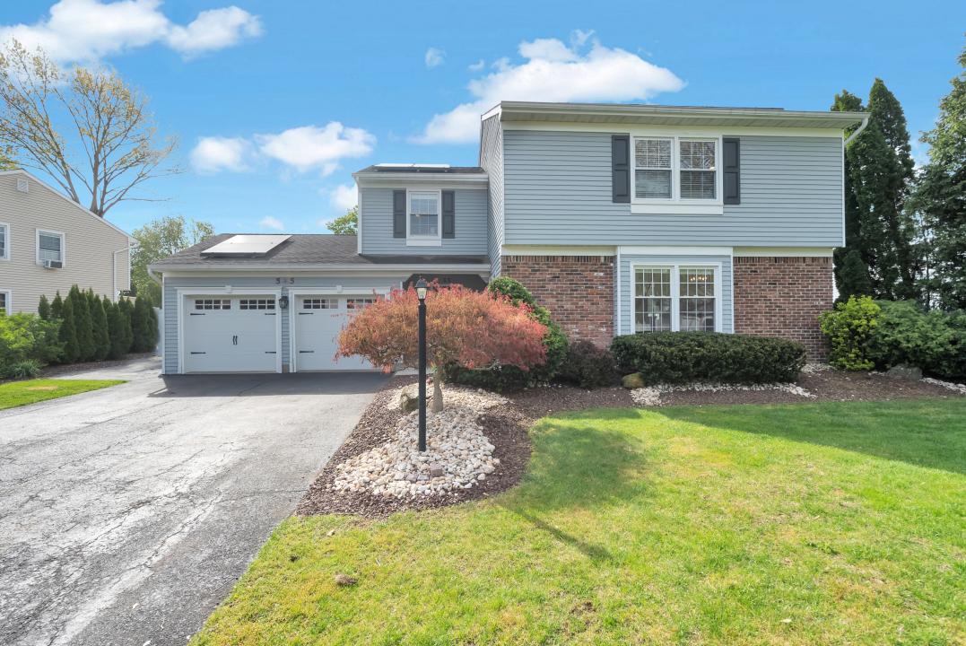 55 Alexandria Drive, Manalapan Township, New Jersey 07726, États-Unis