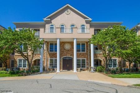 4202 Cleveland Ln , 202, Rockaway Twp., New Jersey 07866-5810, USA