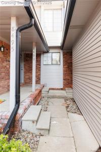 8493 Pepper Ridge Drive E, Grand Blanc, Michigan 48439, USA