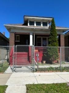 6325 S Francisco Avenue, Chicago, Illinois 60629, USA