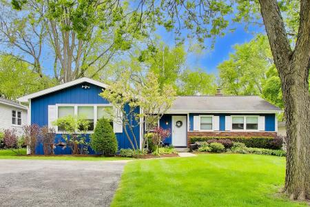 157 Walton St, Barrington, Illinois 60010, USA