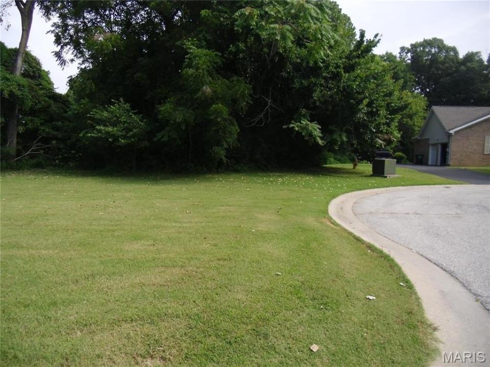 83 Montclair Drive, Fairview Heights, 일리노이 62208, 미국