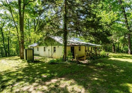 23659 HWY 102, Gravette, Arkansas 72736, USA
