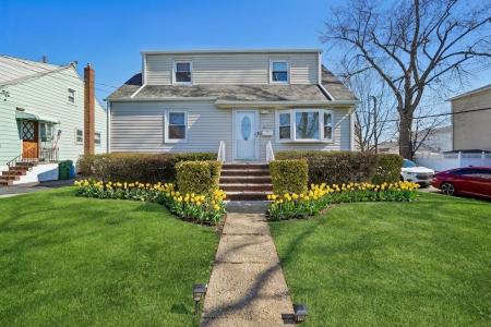 847 Dennis Pl, Linden, New Jersey 07036