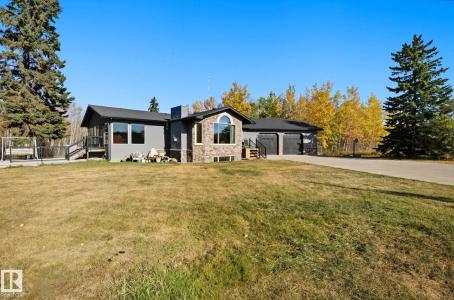 22516 TWP ROAD 572, Rural Sturgeon County, Alberta T0A 1N5, Kanada