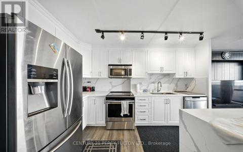 2 GLAMORGAN AVENUE, Toronto (dorset Park), Ontario M1P 2M8, Kanada