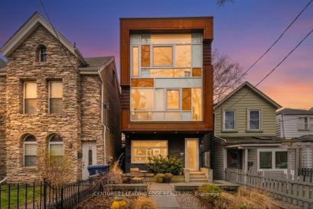 81 DAGMAR AVENUE, Toronto, Ontario M4M 1V9, Kanada