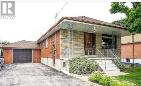 10 ROSEWOOD AVENUE, Toronto (stonegate-queensway), Ontario M8Z 1X4, Canada