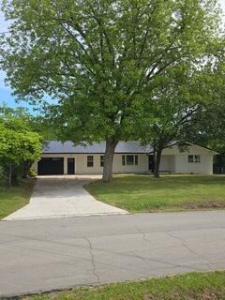 468 Cleveland Avenue, Pikeville, Tennessee 37367