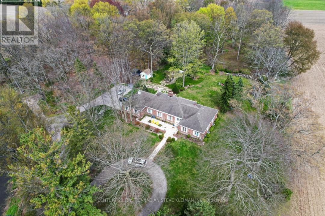8330 IMPERIAL ROAD, Malahide, Ontario N5H 2R2, Canada