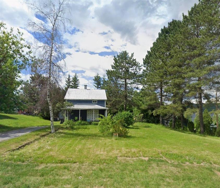 475 Rue St-Jean, Pohénégamook, Quebec G0L 1J0, Canada