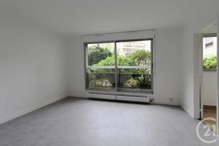 Courbevoie, Île-de-France 92400, France