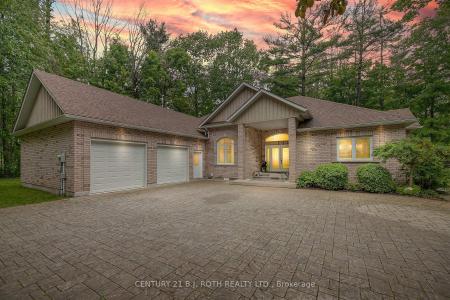 3925 ALGOMA AVENUE, Innisfil, 安大略省 L9S 2M4, 加拿大