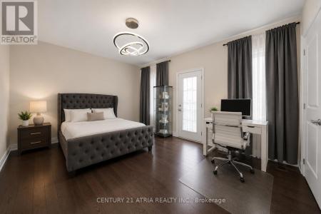 20 BALDRY AVENUE, Vaughan (patterson), Ontario L6A 4X7, Canada