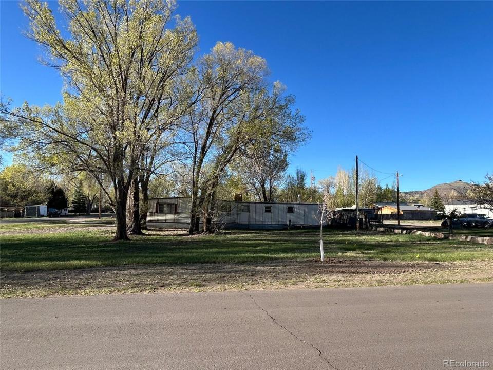 1115 Denver Ave, Saguache, Colorado 81149, USA
