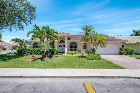 701 SW 93rd Ter, Pembroke Pines, Florida 33025, Estados Unidos