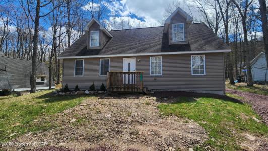 77 Holiday Drive, White Haven, Pennsylvania 18661, USA
