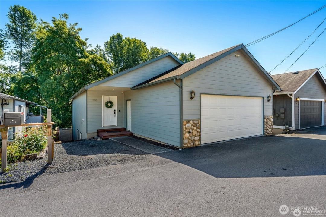 3116 12th Street, Everett, Washington 98201, USA