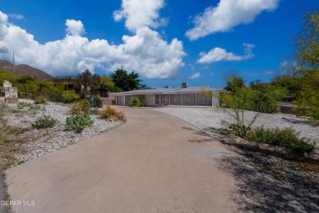 3029 Mesa Verde Lane, El Paso, 得克萨斯州 79904, 美国