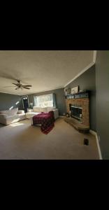 4055 N Long Grove Rd, Cecilia, Kentucky 42724, USA