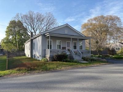 45 Bryant Street, Dartmouth, Massachusetts 02747, USA