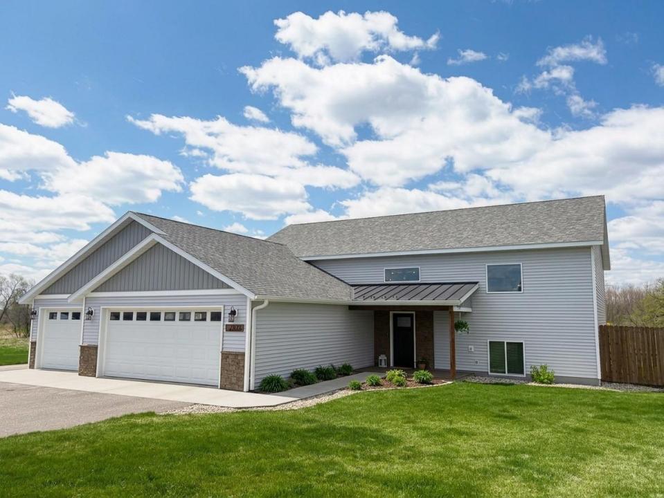 7822 Hummingbird Lane SW, Alexandria, Minnesota 56308