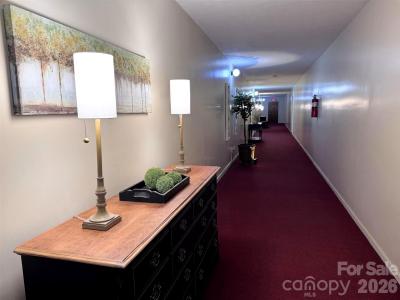 427 6th Avenue W #A-12, Hendersonville, NC 28739, USA