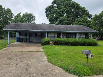 303 Vernon Dahmer Dr., Hattiesburg, ミシシッピ 39401, アメリカ合衆国