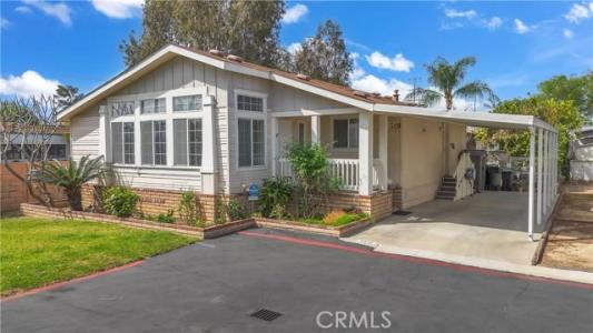 5815 E La Palma Avenue 319, ANA, カリフォルニア 92807, アメリカ合衆国